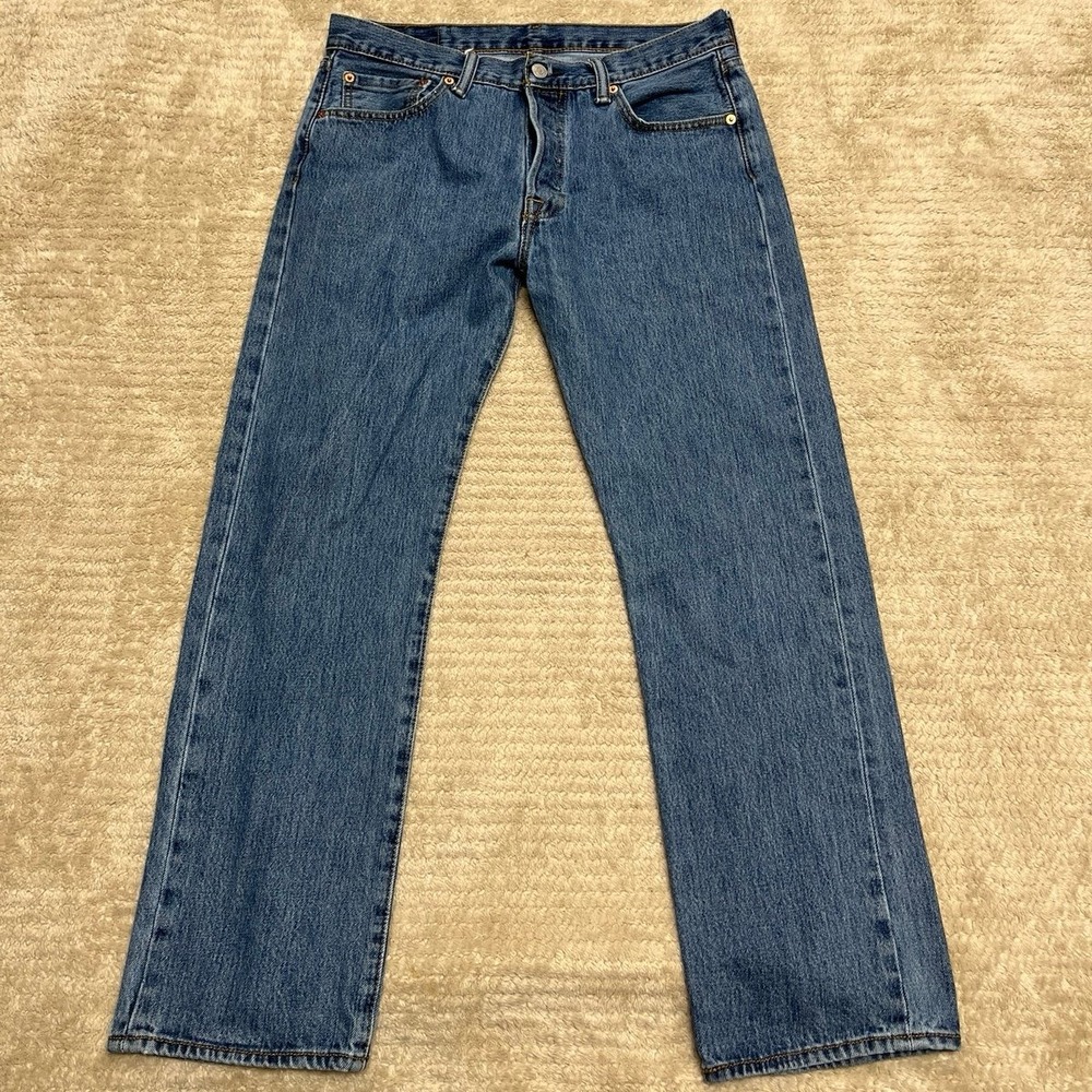 Levis 501 Original Button Fly Jeans Men 33x30 Straight Leg Stone Wash Blue Denim